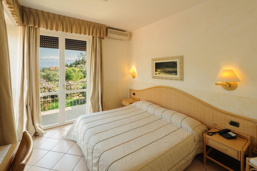 Hotel Garden Zorzi ซานเฟลีเช เดล เบนาโก ห้อง รูปภาพ